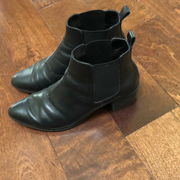 Steve Madden Booties - Picture 4 of 4